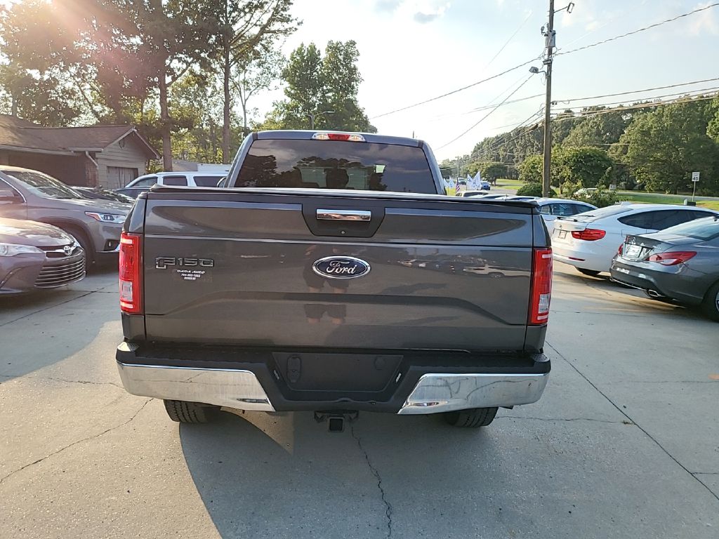 Photo 5 of this FORD F150
