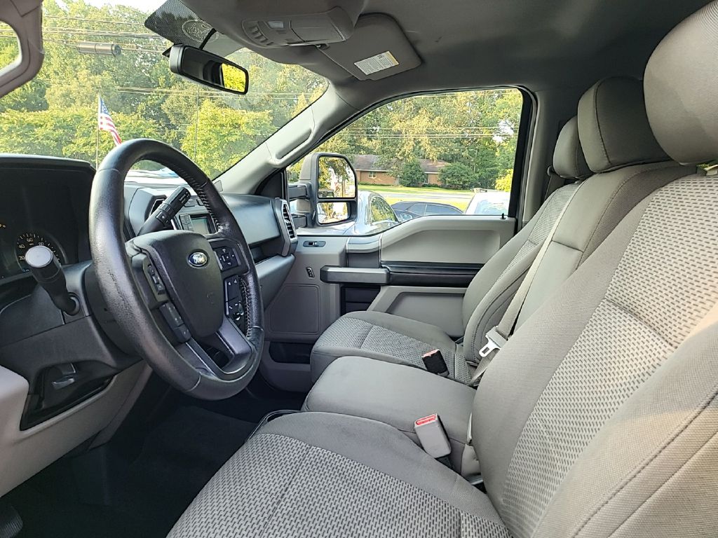 Photo 11 of this FORD F150