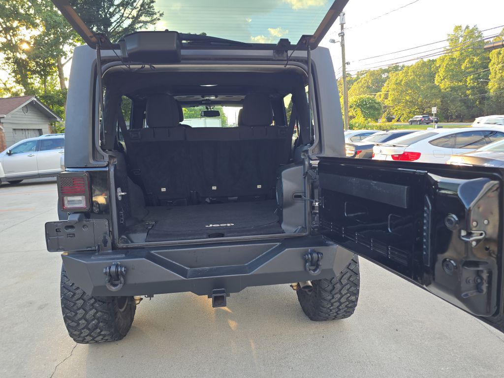 Photo 7 of this JEEP WRANGLER UNLIMI