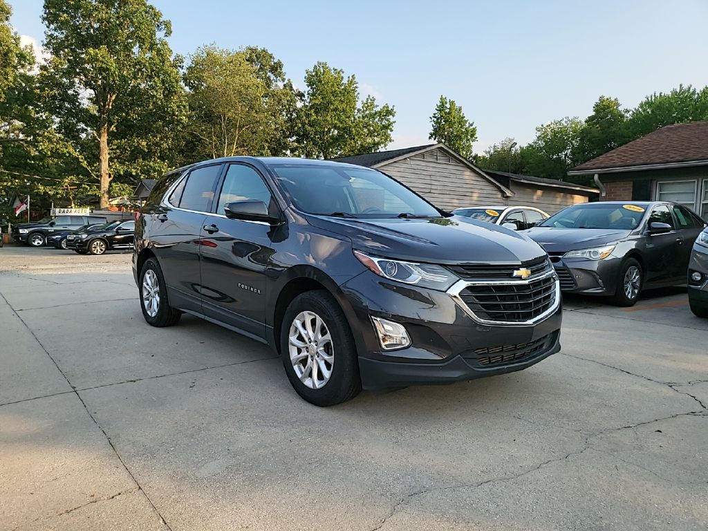 Photo 3 of this CHEVROLET EQUINOX