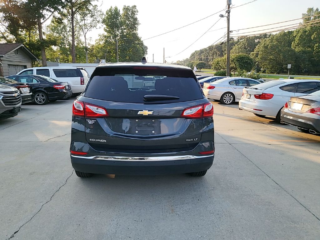 Photo 5 of this CHEVROLET EQUINOX