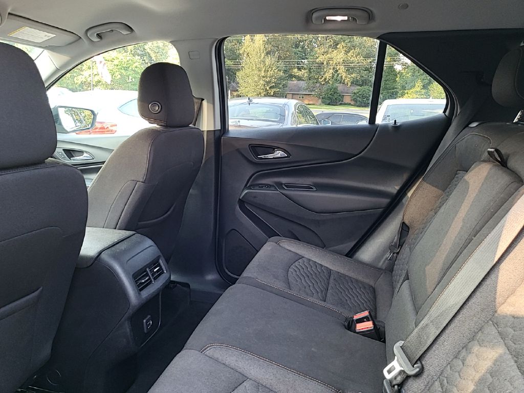 Photo 12 of this CHEVROLET EQUINOX