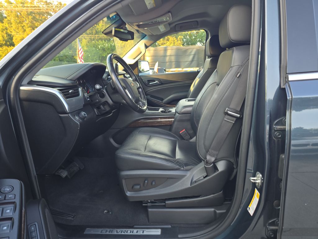 Photo 8 of this CHEVROLET TAHOE