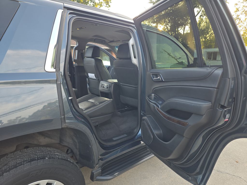Photo 13 of this CHEVROLET TAHOE