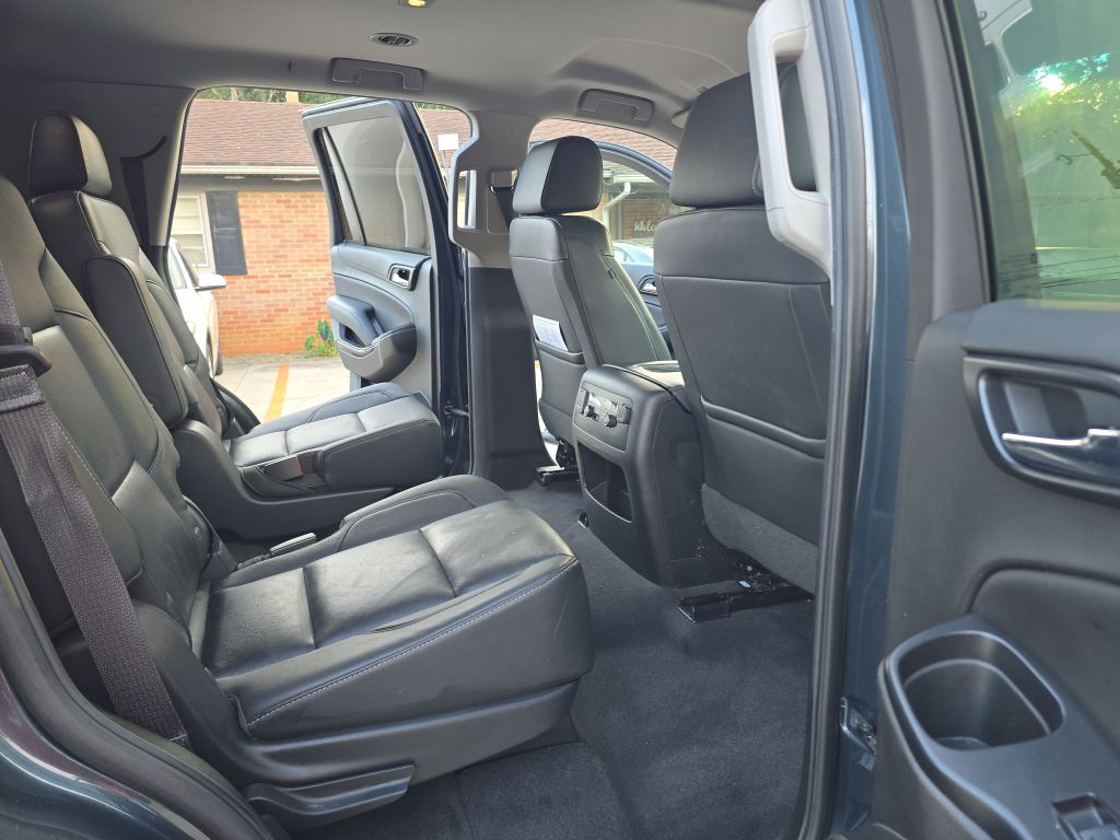 Photo 14 of this CHEVROLET TAHOE
