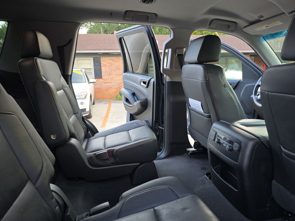 Photo 15 of this CHEVROLET TAHOE