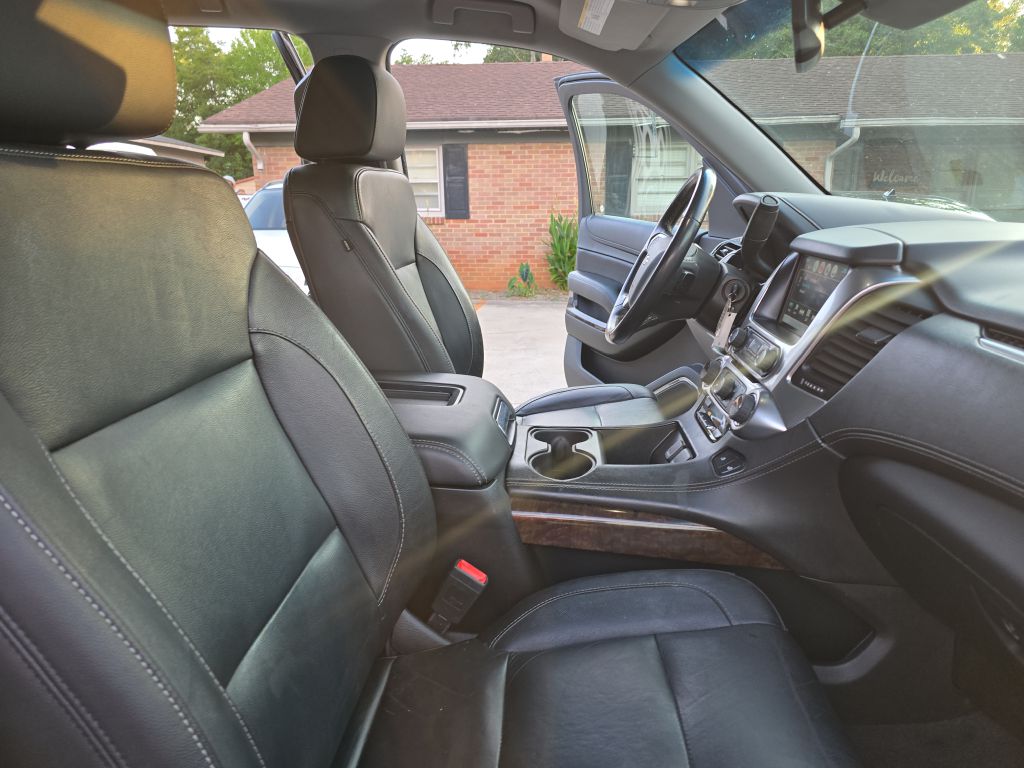 Photo 21 of this CHEVROLET TAHOE