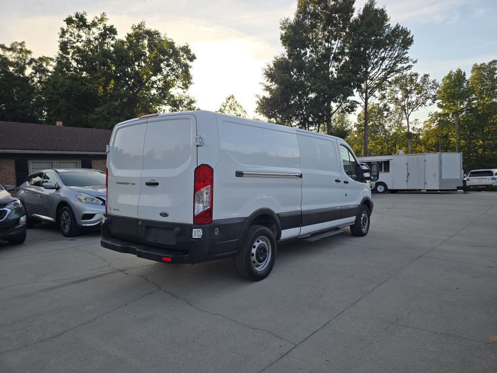 Photo 4 of this FORD TRANSIT