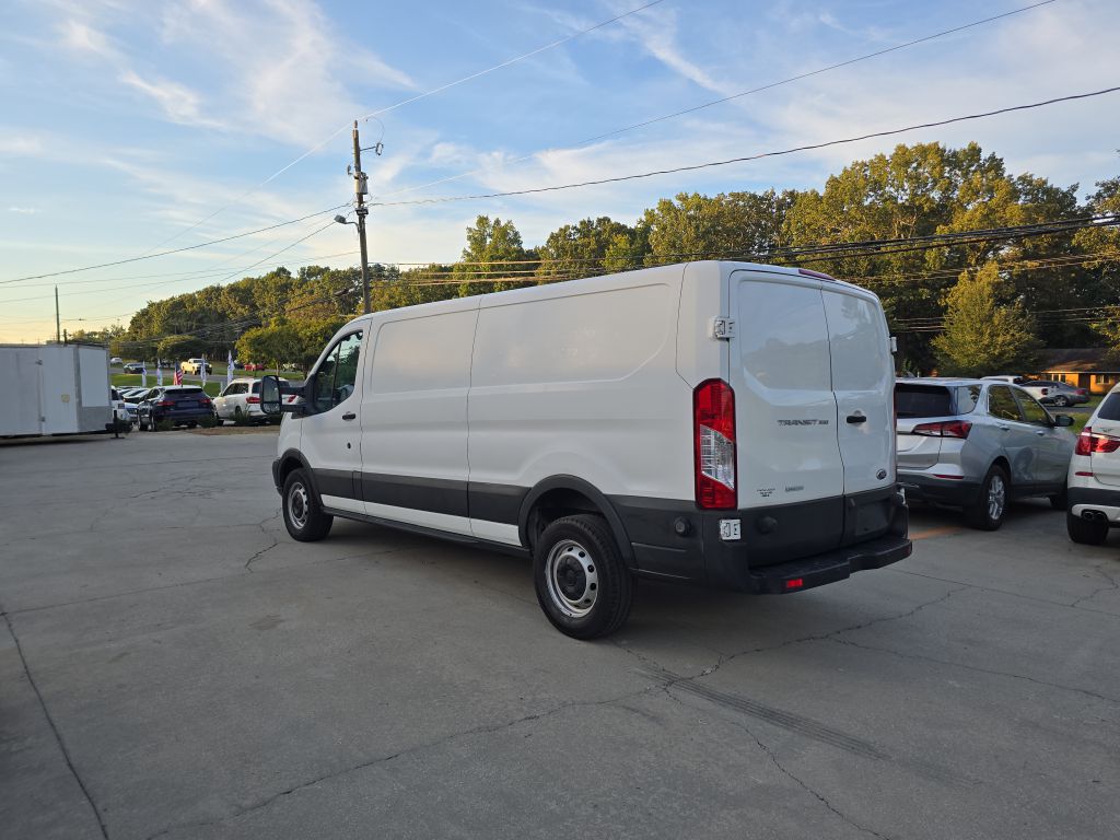 Photo 6 of this FORD TRANSIT