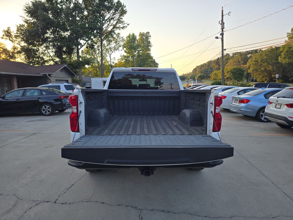 Photo 7 of this CHEVROLET SILVERADO 1500