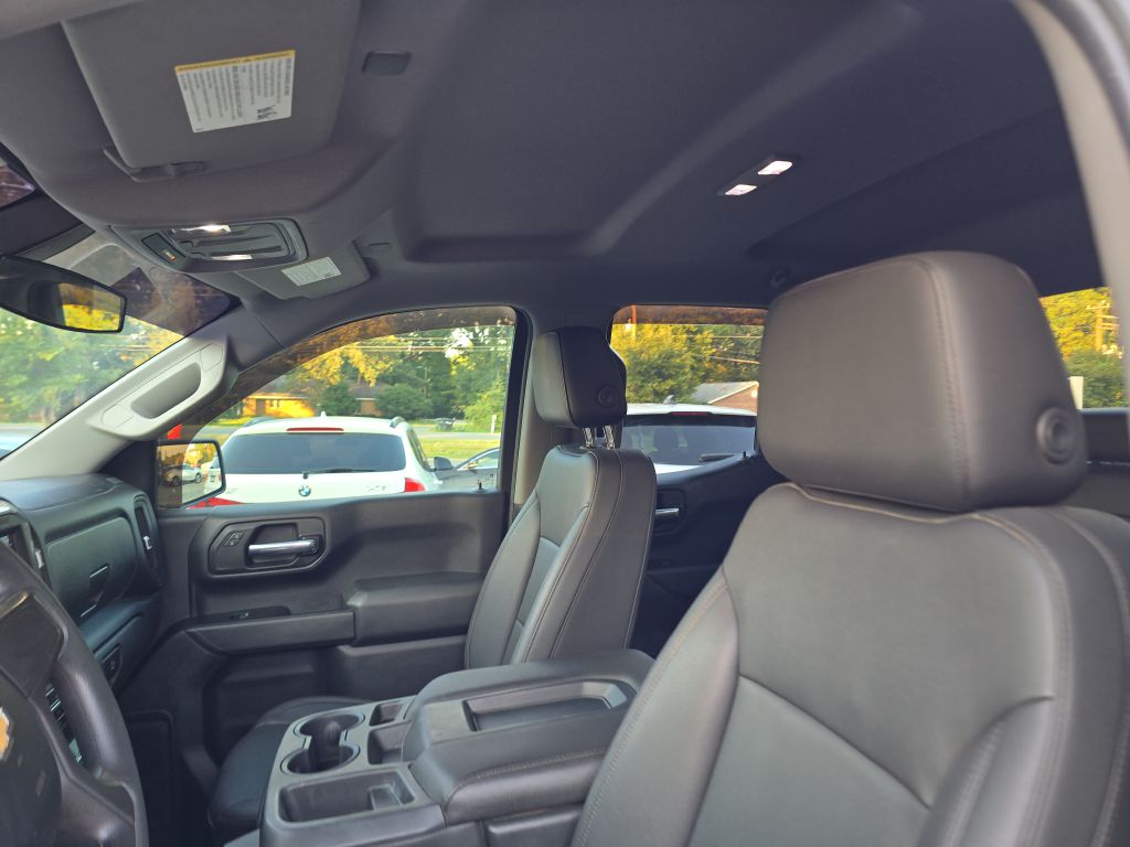 Photo 11 of this CHEVROLET SILVERADO 1500
