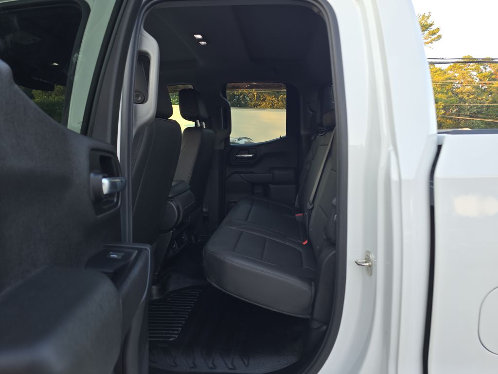 Photo 13 of this CHEVROLET SILVERADO 1500