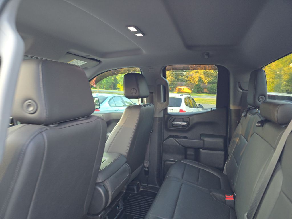 Photo 15 of this CHEVROLET SILVERADO 1500