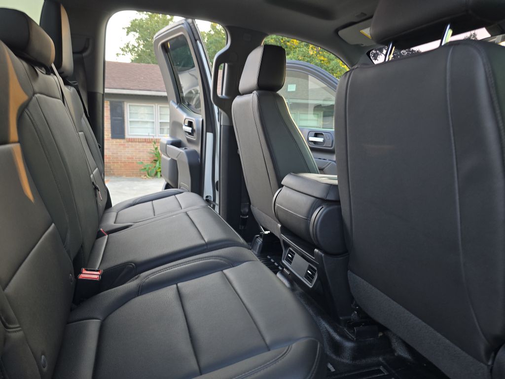 Photo 18 of this CHEVROLET SILVERADO 1500