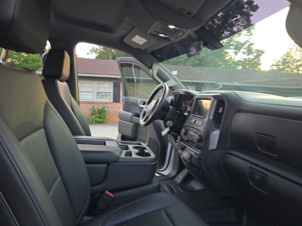 Photo 21 of this CHEVROLET SILVERADO 1500