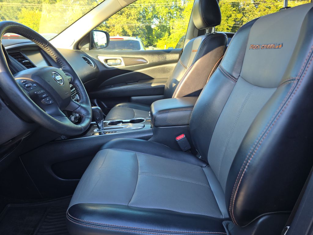 Photo 9 of this NISSAN PATHFINDER