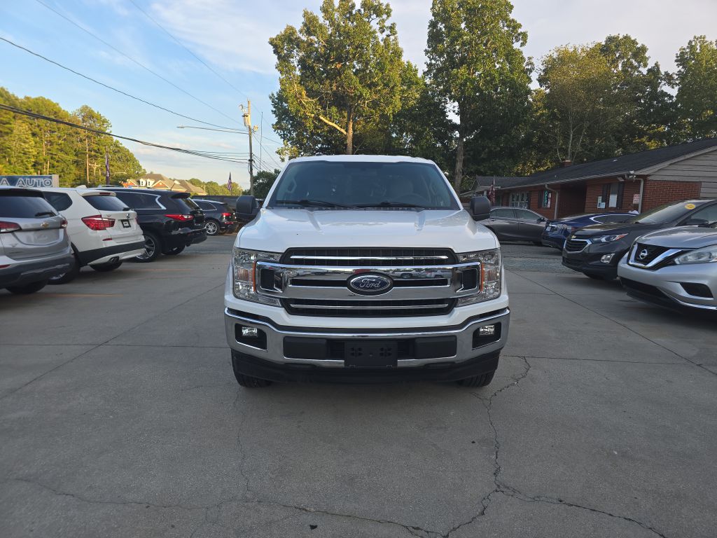 Photo 2 of this FORD F150