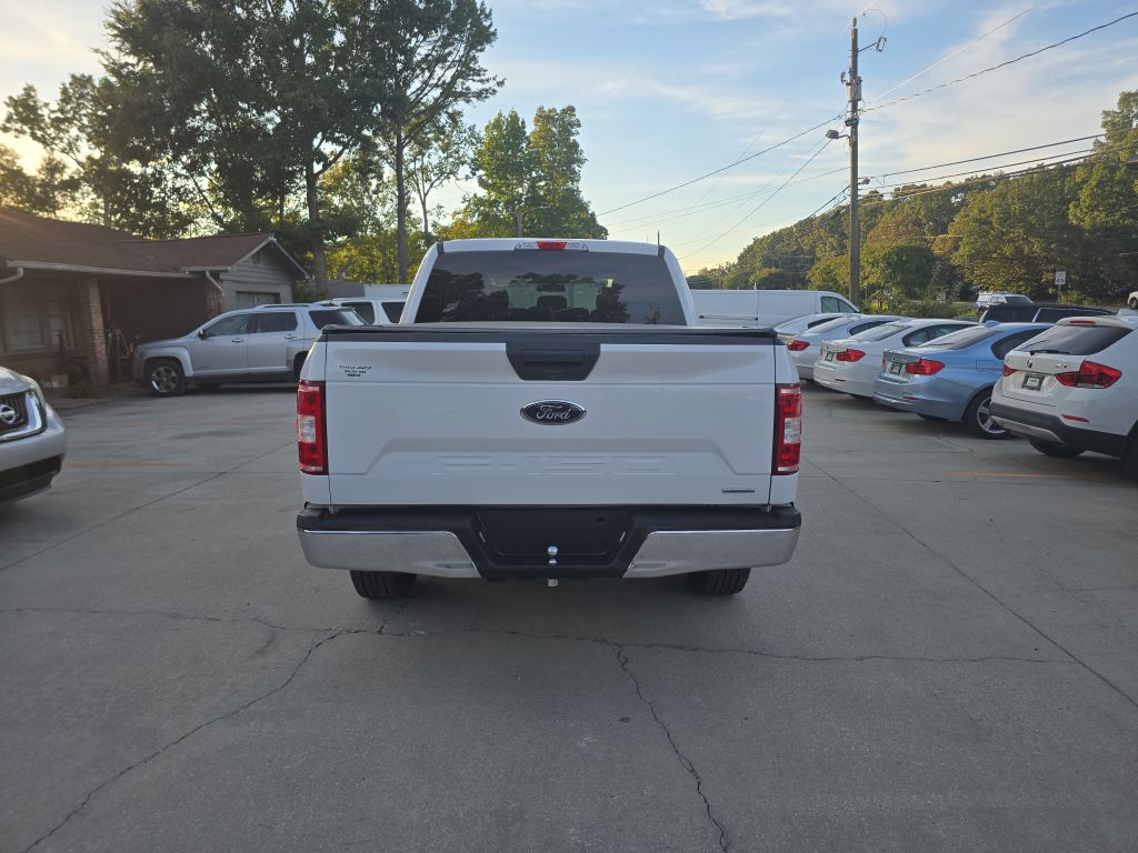 Photo 5 of this FORD F150