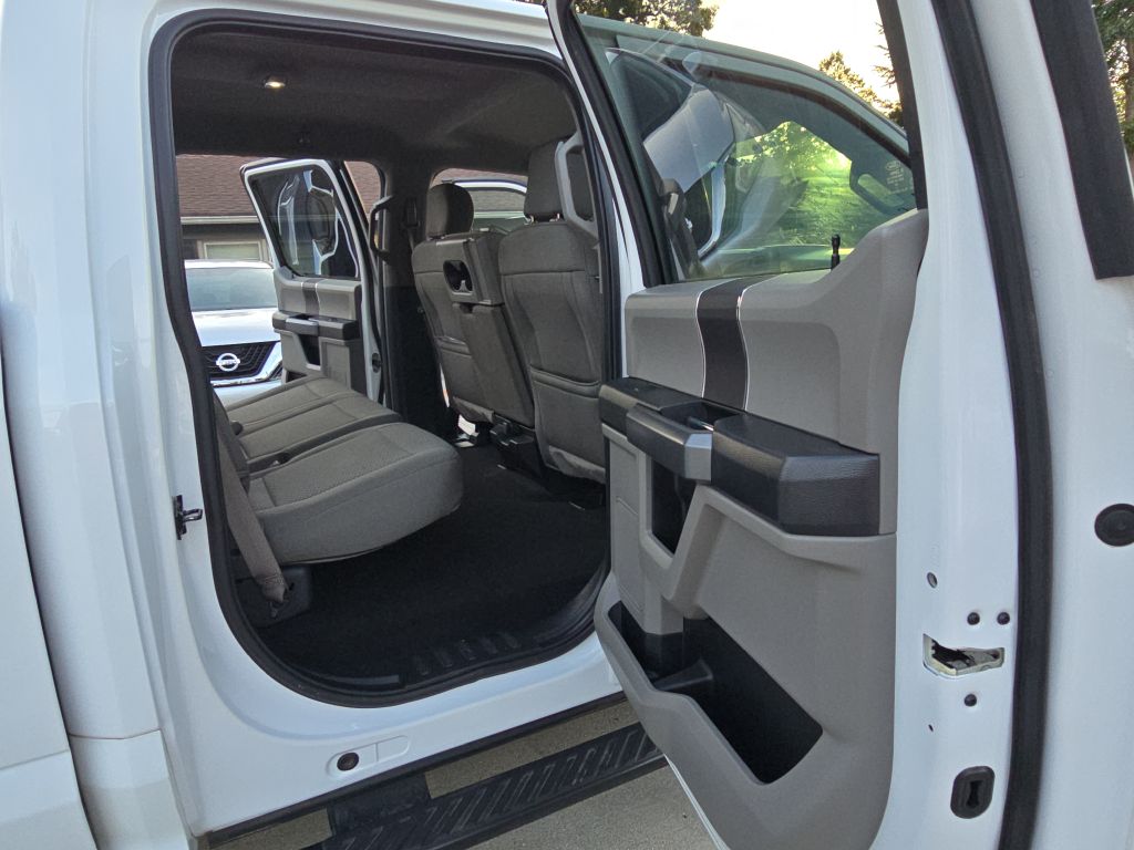 Photo 16 of this FORD F150