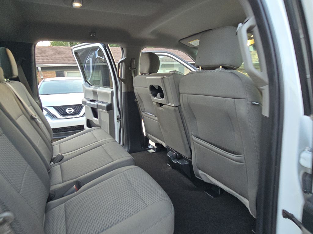 Photo 18 of this FORD F150