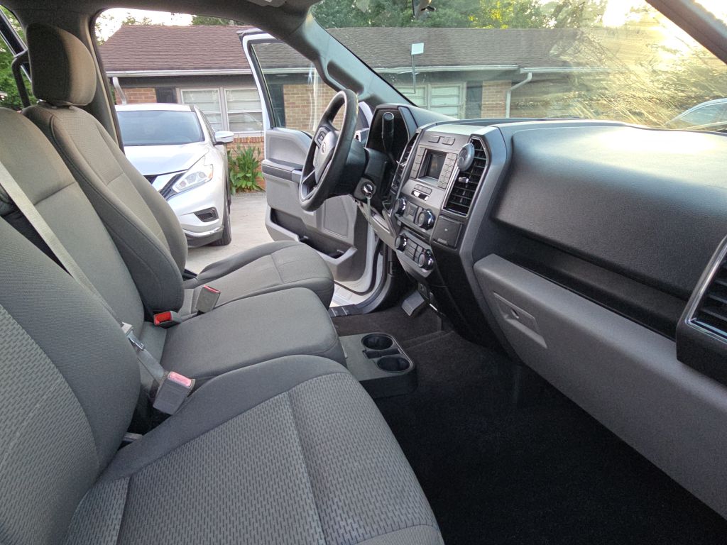 Photo 22 of this FORD F150