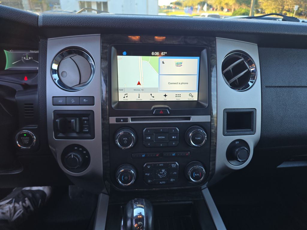 Photo 8 of this FORD EXPEDITION