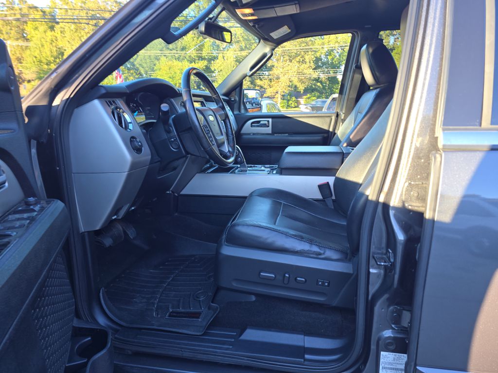Photo 10 of this FORD EXPEDITION