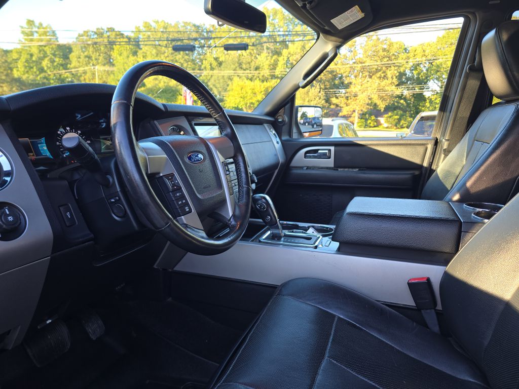 Photo 15 of this FORD EXPEDITION