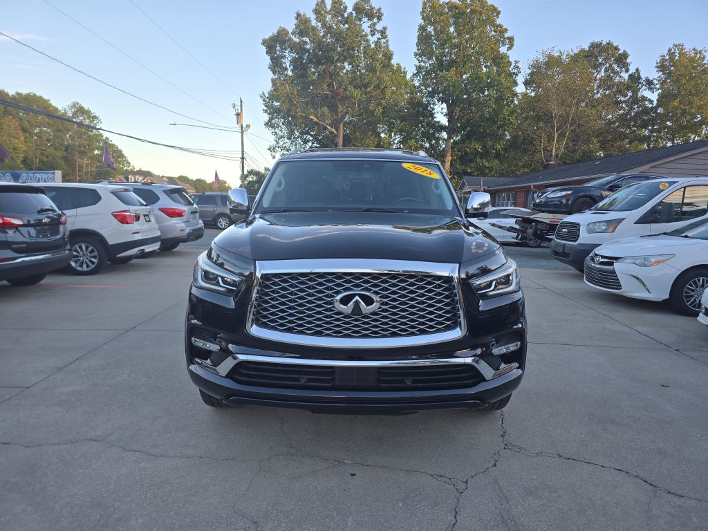 Photo 2 of this INFINITI QX80