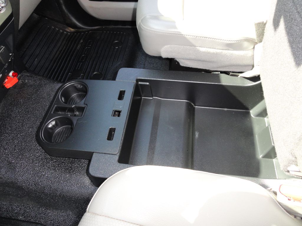 Photo 9 of this FORD F550