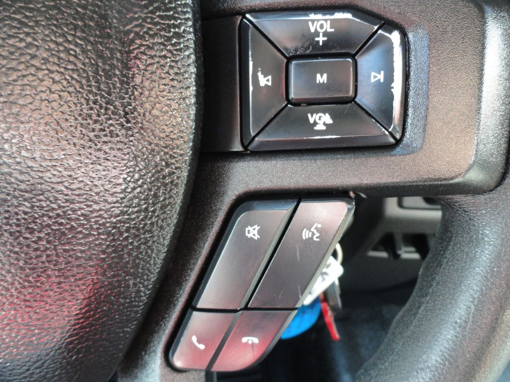 Photo 12 of this FORD F550