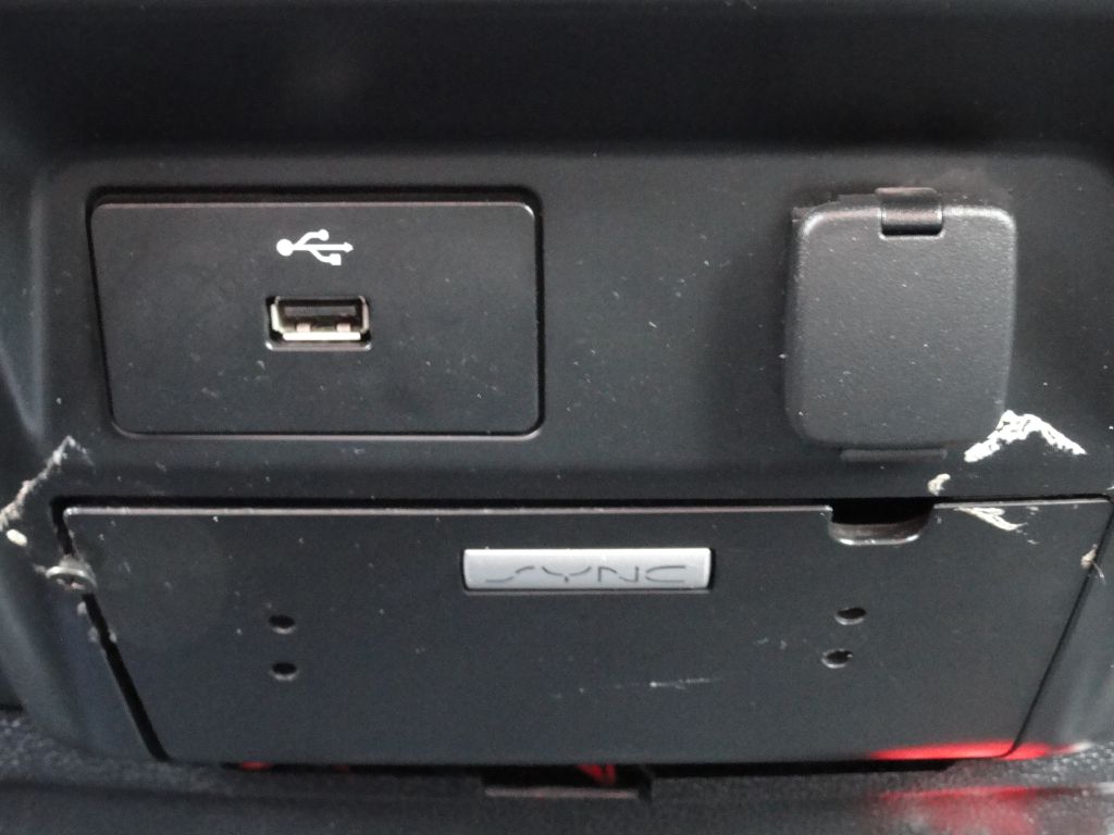 Photo 17 of this FORD F550