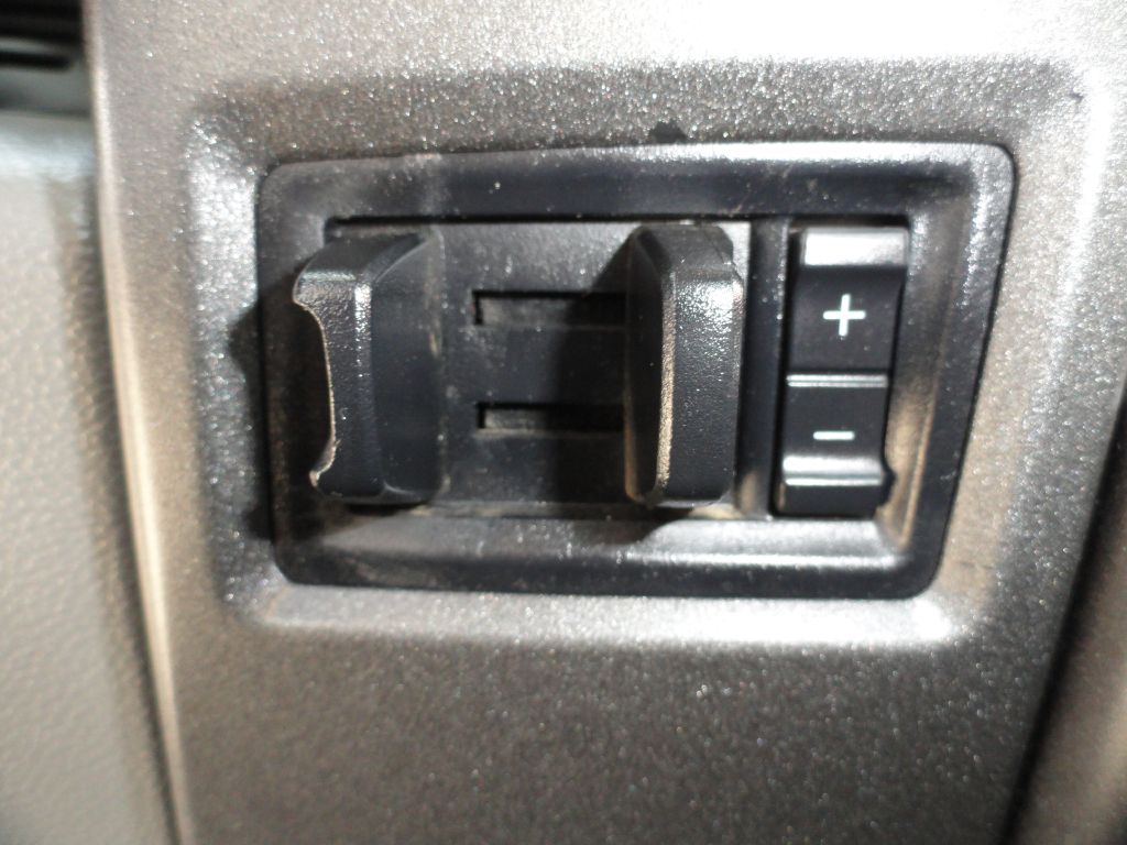 Photo 19 of this FORD F550