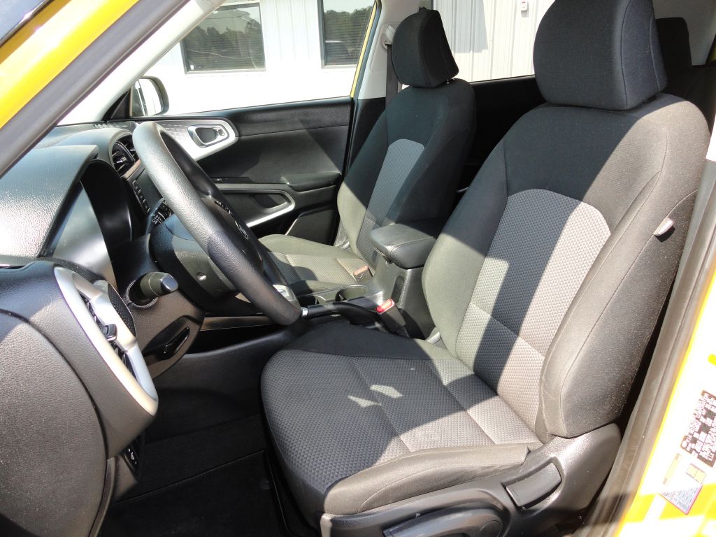 Photo 10 of this KIA SOUL