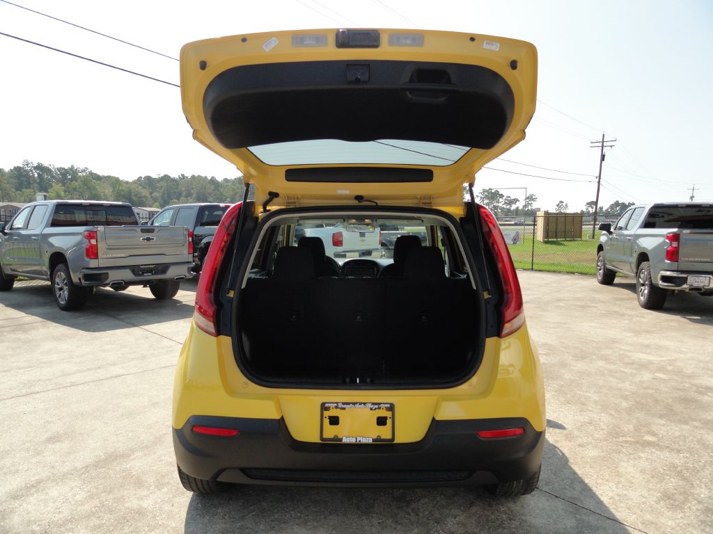 Photo 11 of this KIA SOUL