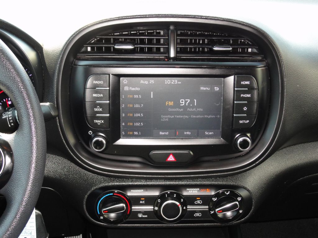 Photo 14 of this KIA SOUL