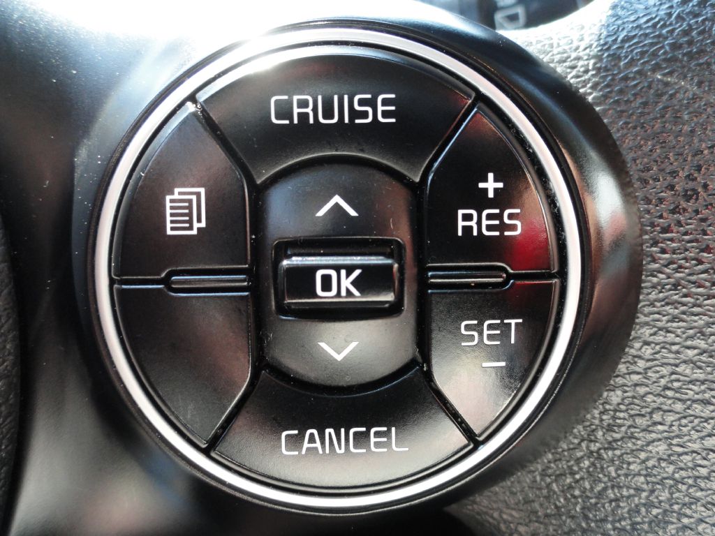 Photo 21 of this KIA SOUL