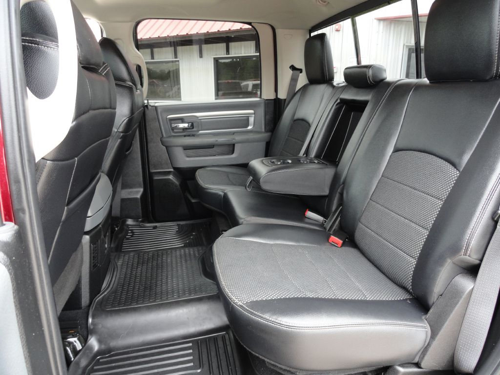 Photo 11 of this RAM 1500