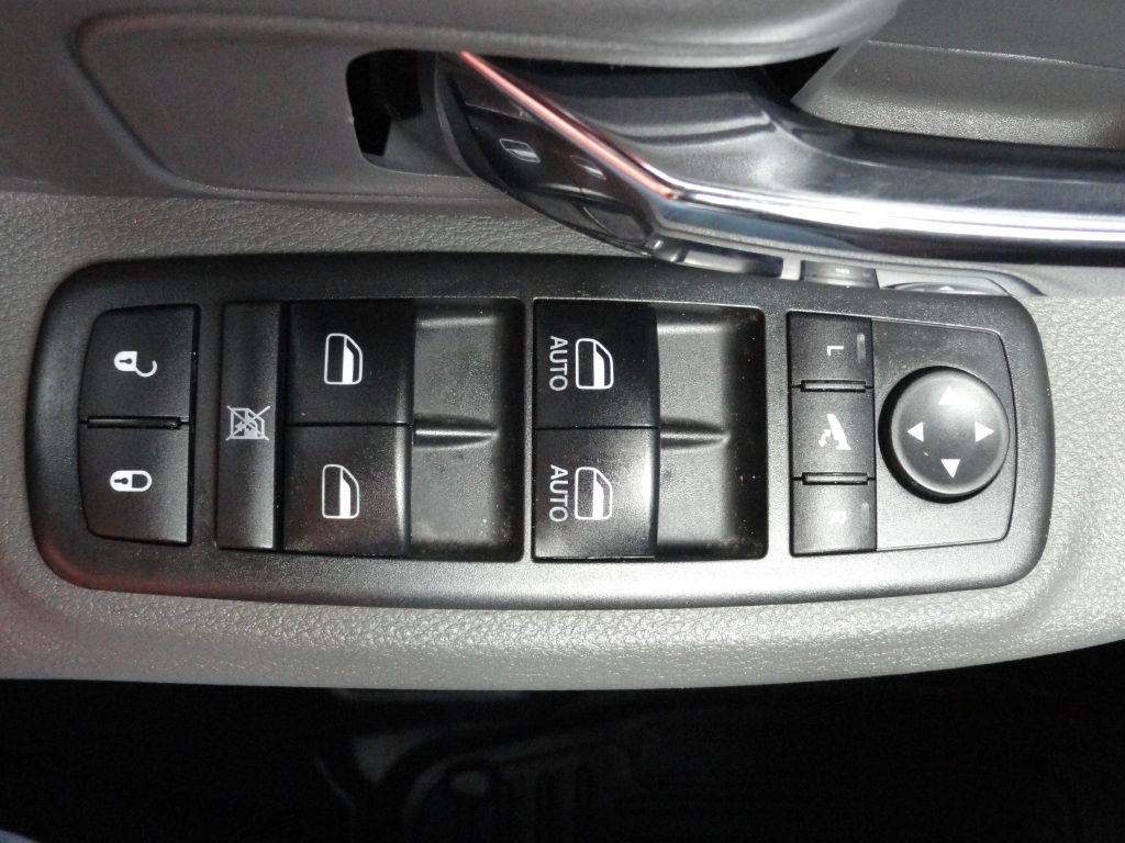 Photo 24 of this RAM 1500