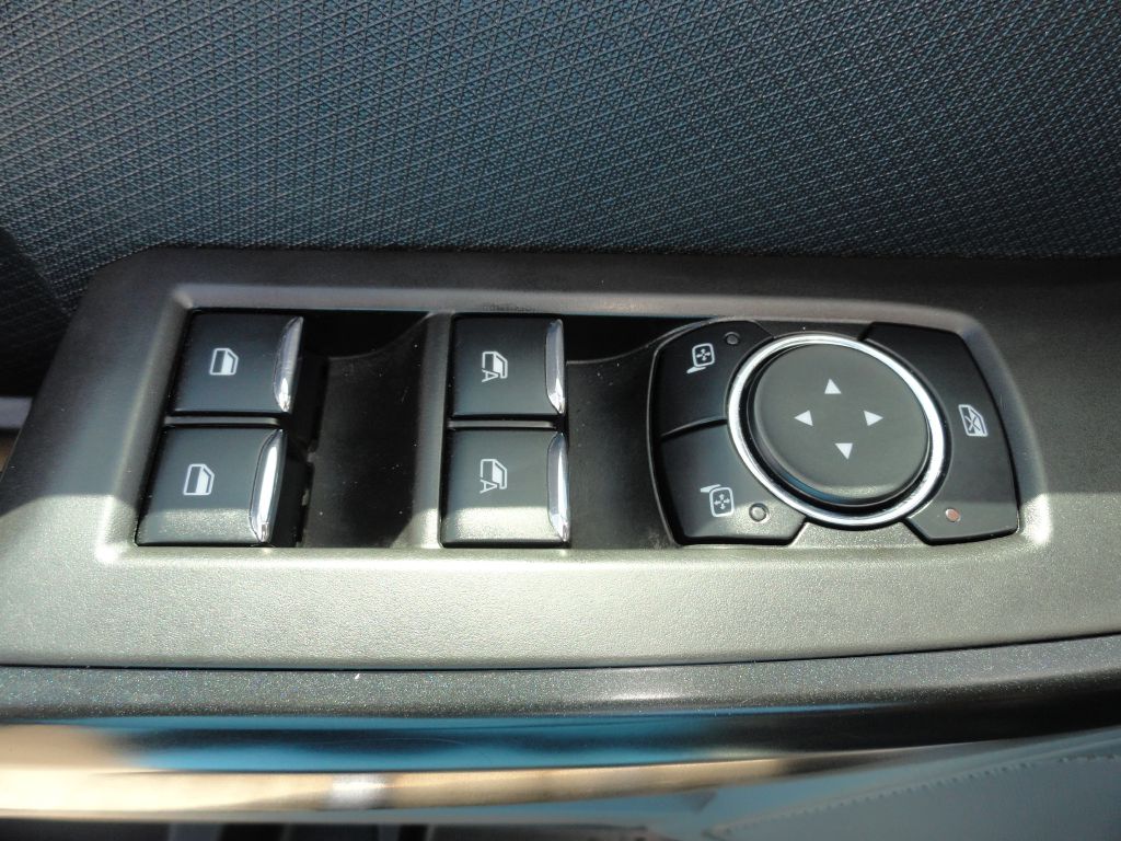 Photo 26 of this FORD F150