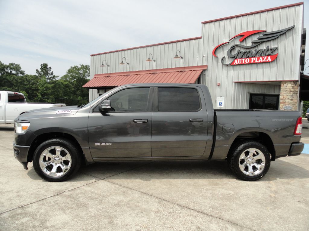 Photo 3 of this RAM 1500