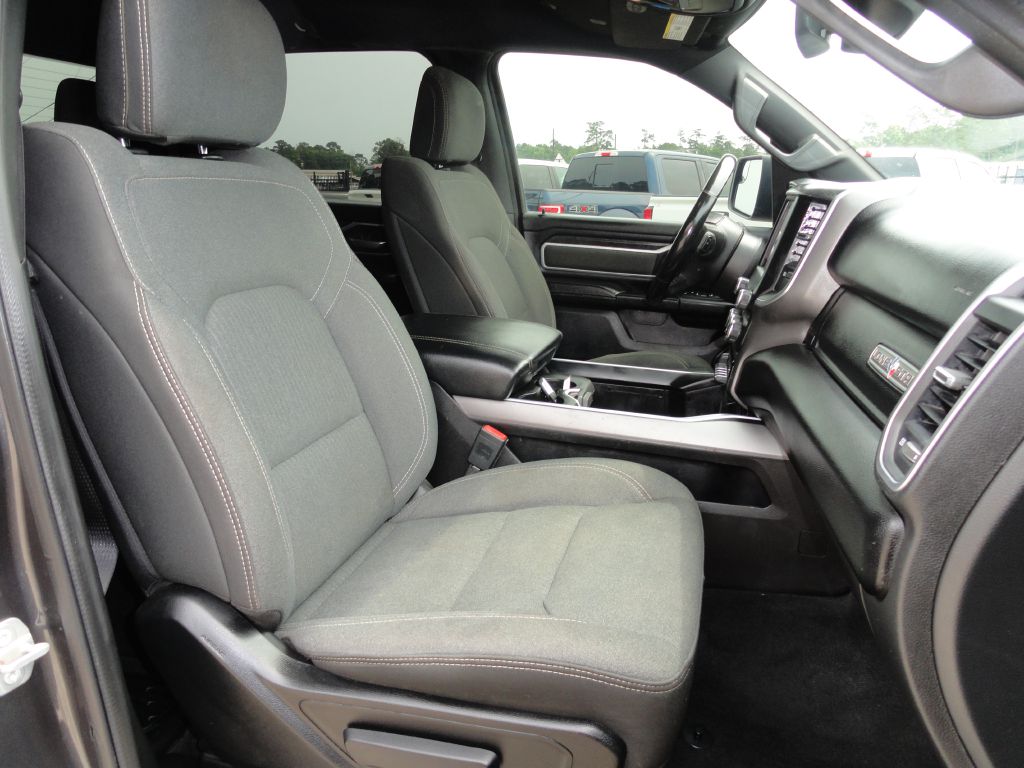 Photo 8 of this RAM 1500