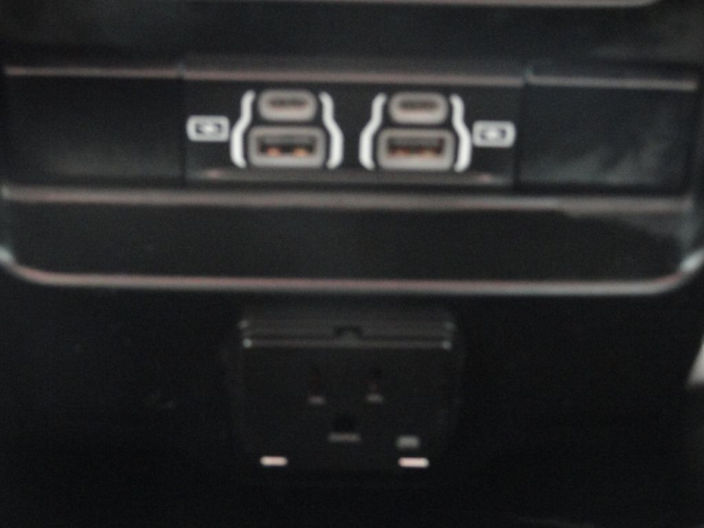 Photo 29 of this RAM 1500