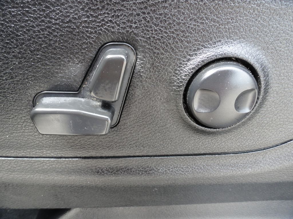 Photo 30 of this RAM 1500
