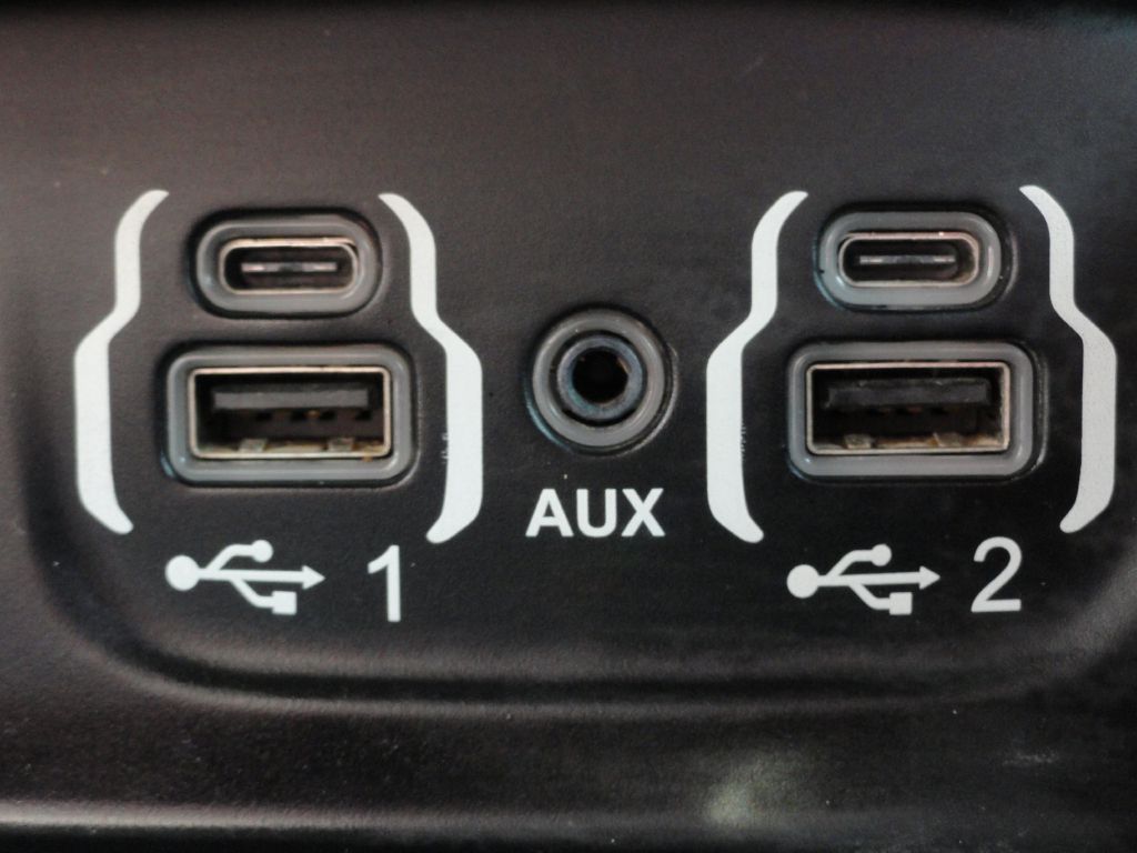 Photo 35 of this RAM 1500