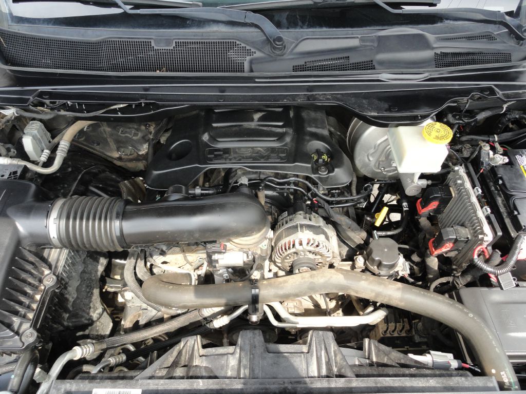 Photo 43 of this RAM 1500