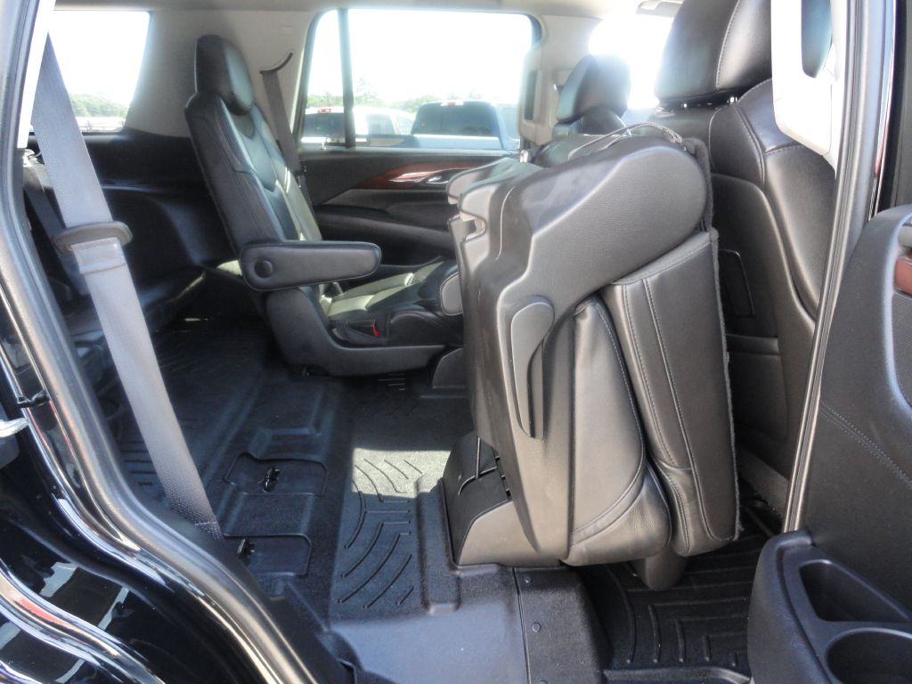 Photo 8 of this CADILLAC ESCALADE