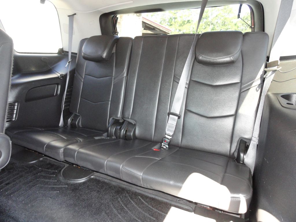 Photo 11 of this CADILLAC ESCALADE