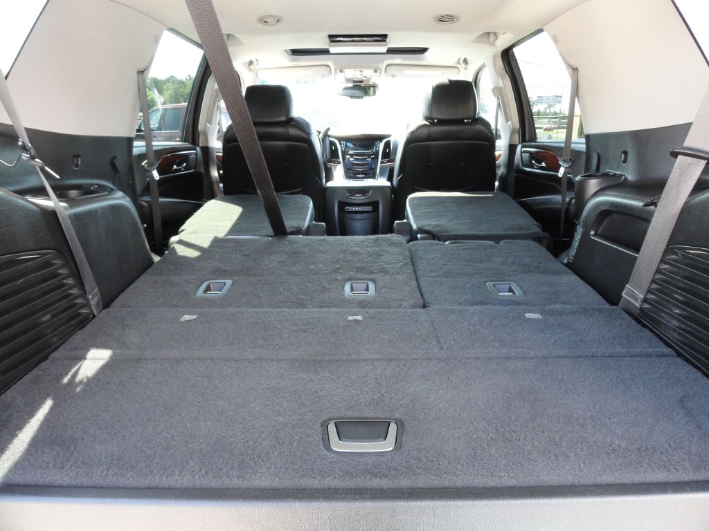 Photo 17 of this CADILLAC ESCALADE