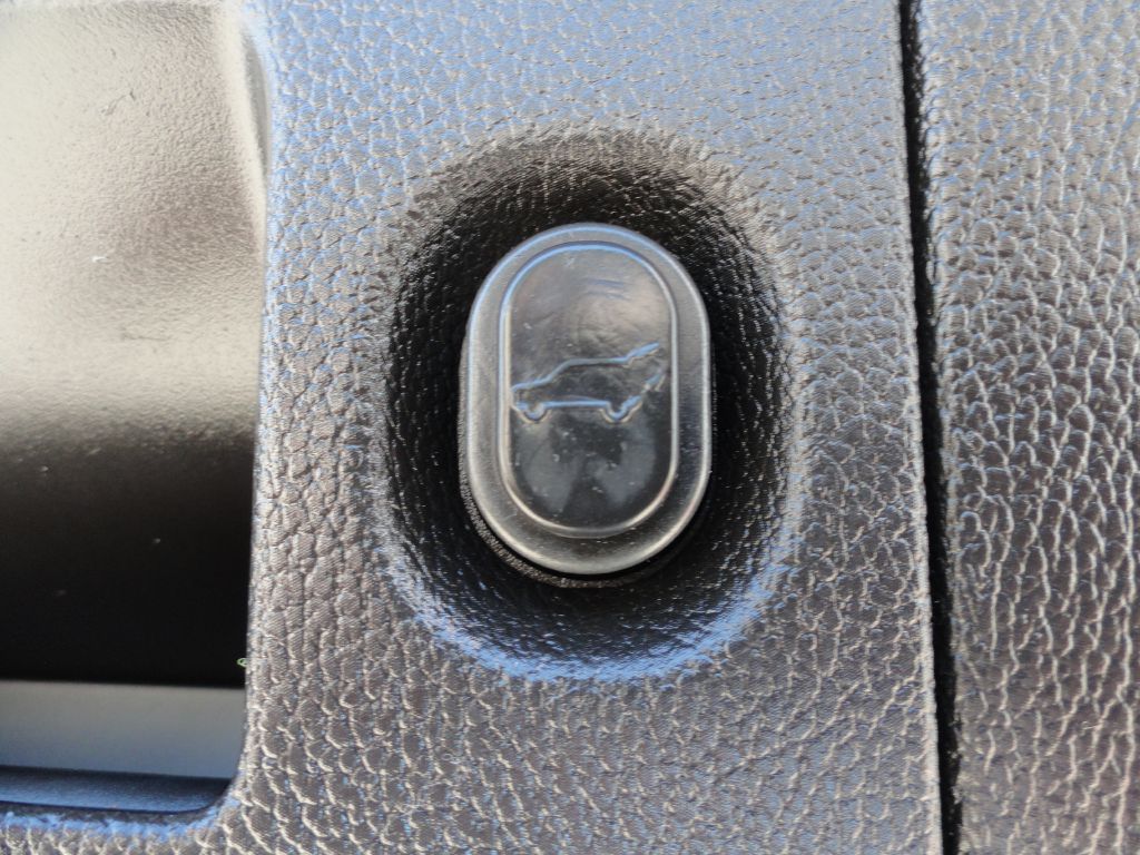 Photo 19 of this CADILLAC ESCALADE